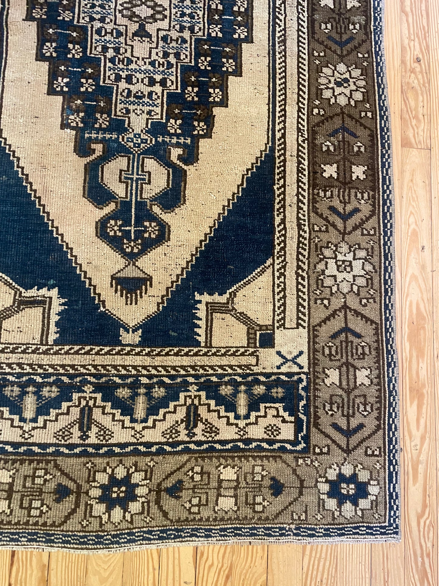 Blue Brown Rug 3'3" x 6'5"