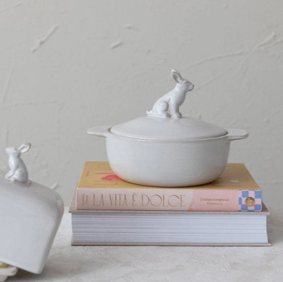 Baker w/rabbit finial