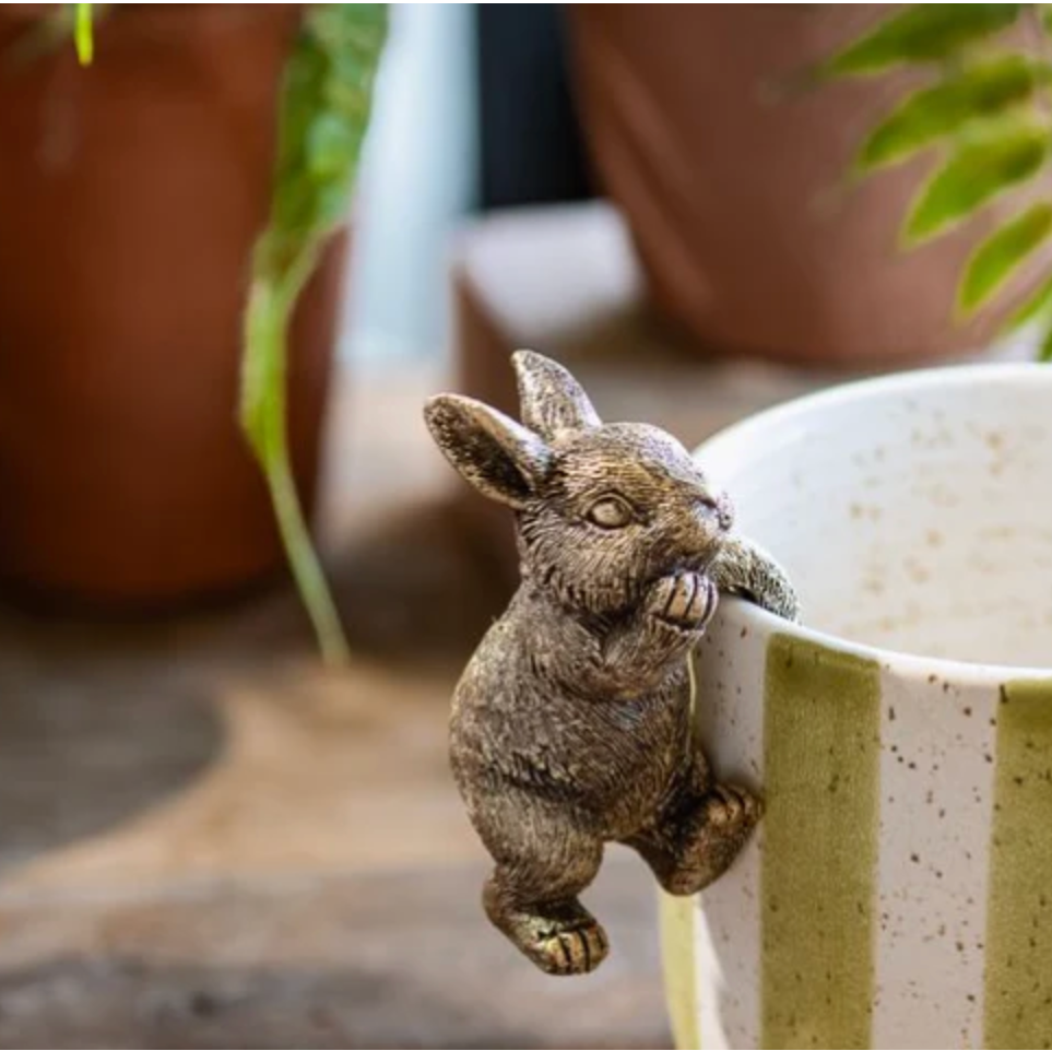 Rabbit Pot Hanger