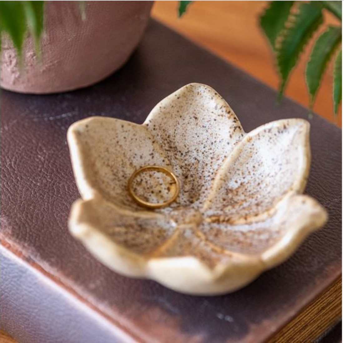 Beige Flower Ceramic Dish