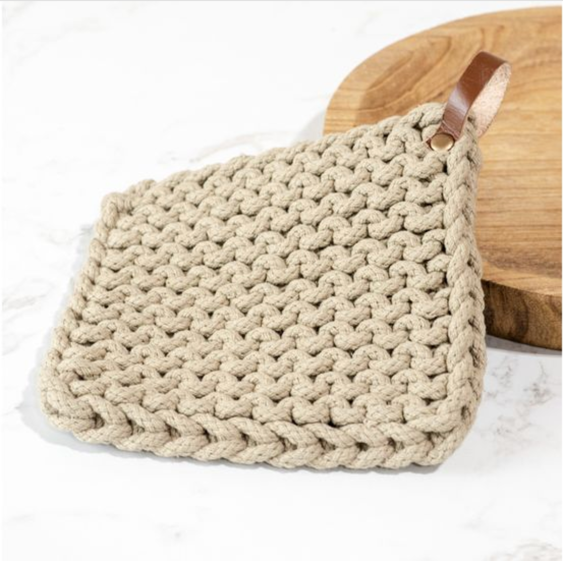 Knit Pot Holder with Leather Strap