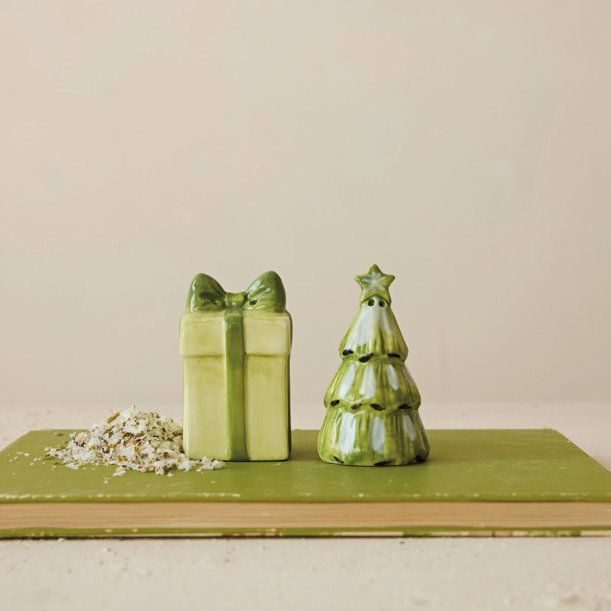 Gift & Tree Shaped Salt & Pepper Shakers
