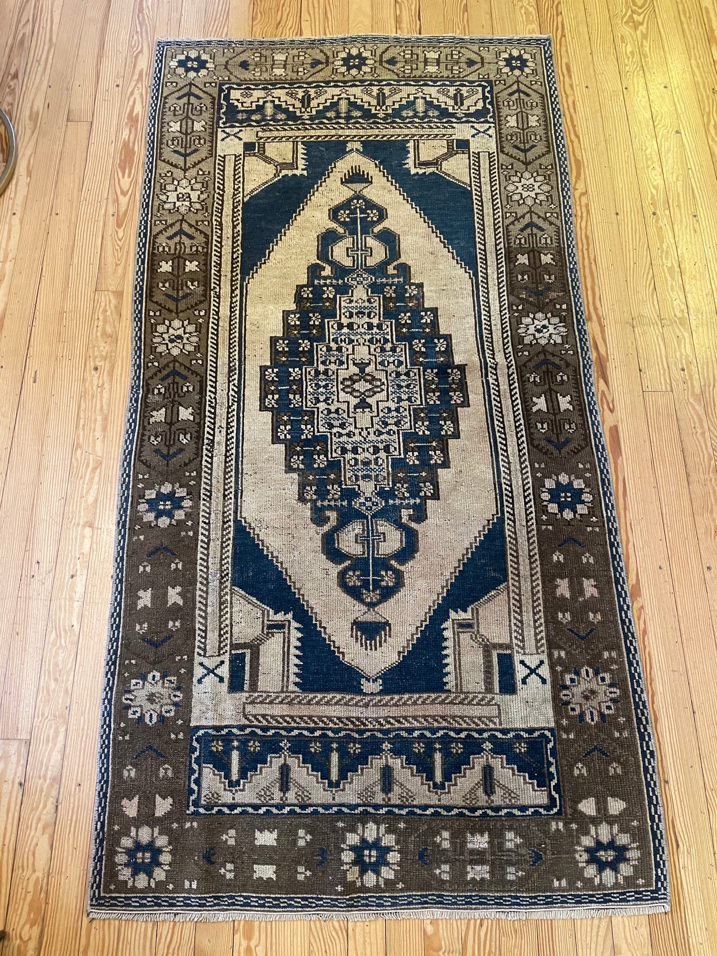 Blue Brown Rug 3'3" x 6'5"