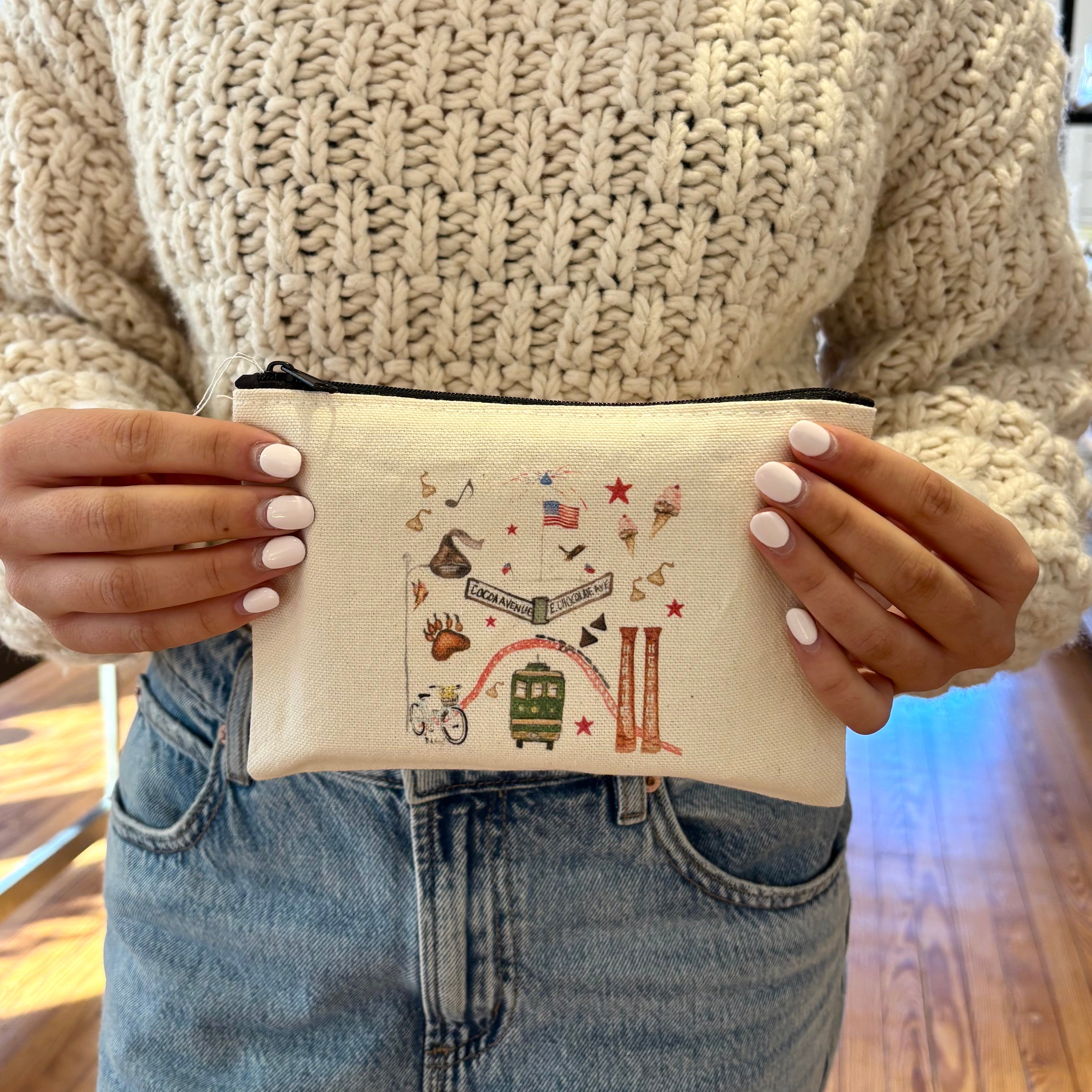 Hershey Zipper Pouch