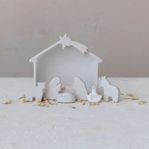 Stoneware Nativity Set of 7 Pieces