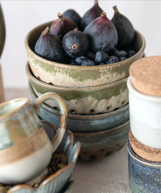Stoneware Berry Bowl with Reactive Glaze