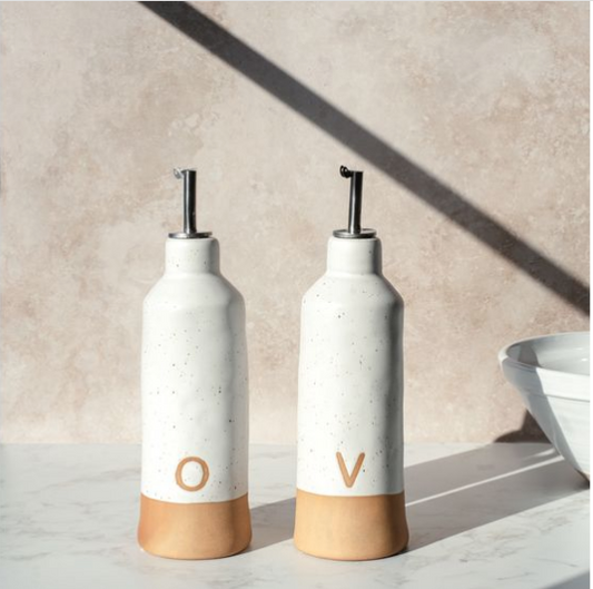 TWO TONE CERAMIC OIL/VINEGAR SET