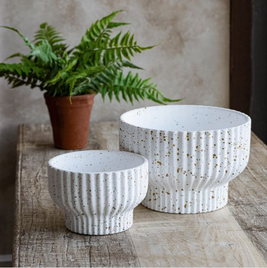 White Ribbed Speckle Planter