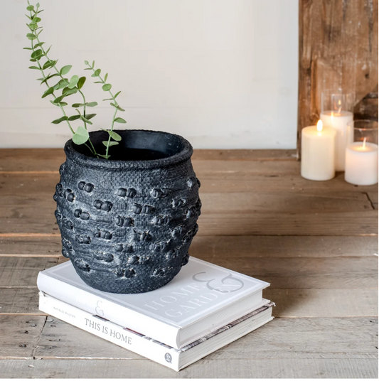 Black Knot Vase