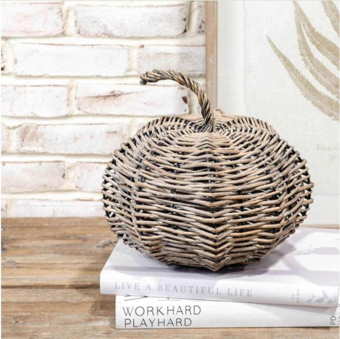 Fall Willow Pumpkin
