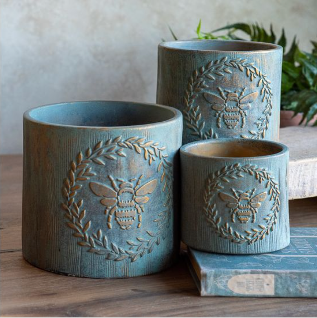 Green Bee Cement Pot
