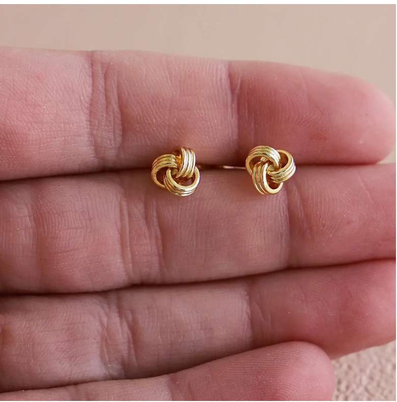 Knot Stud