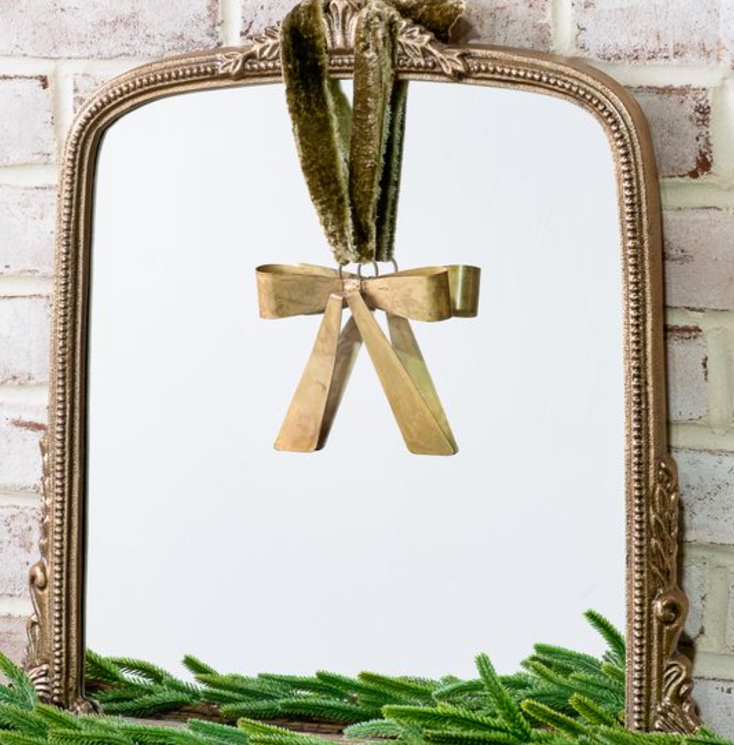 Metal Bow Hanger