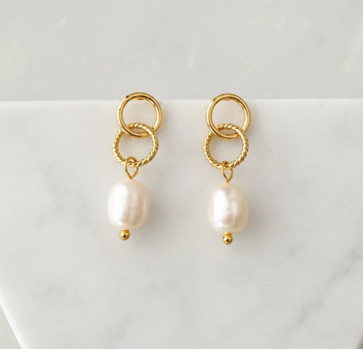 Interlocking Pearl Earrings