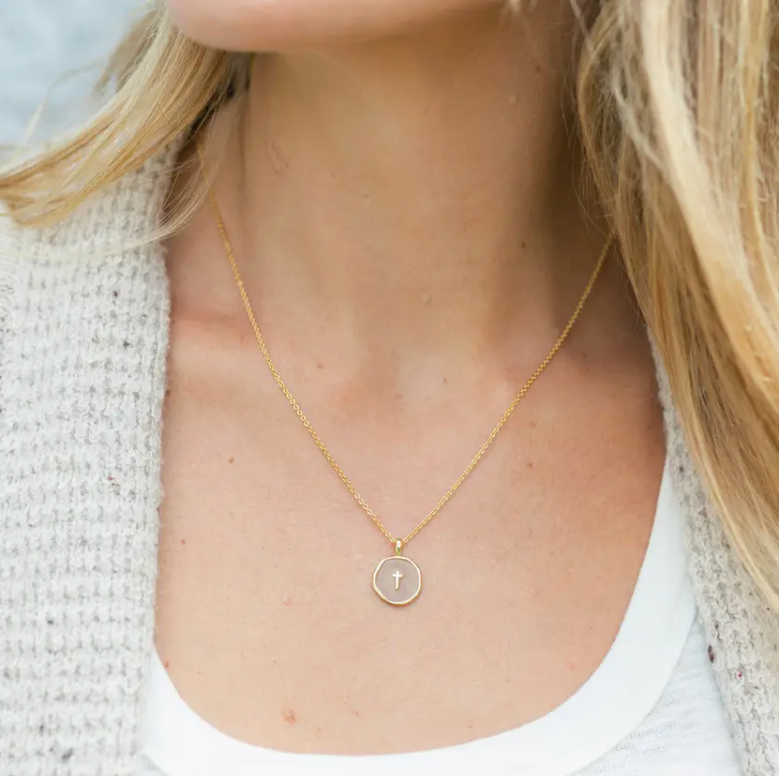 Shell With Cross Pendant Necklace