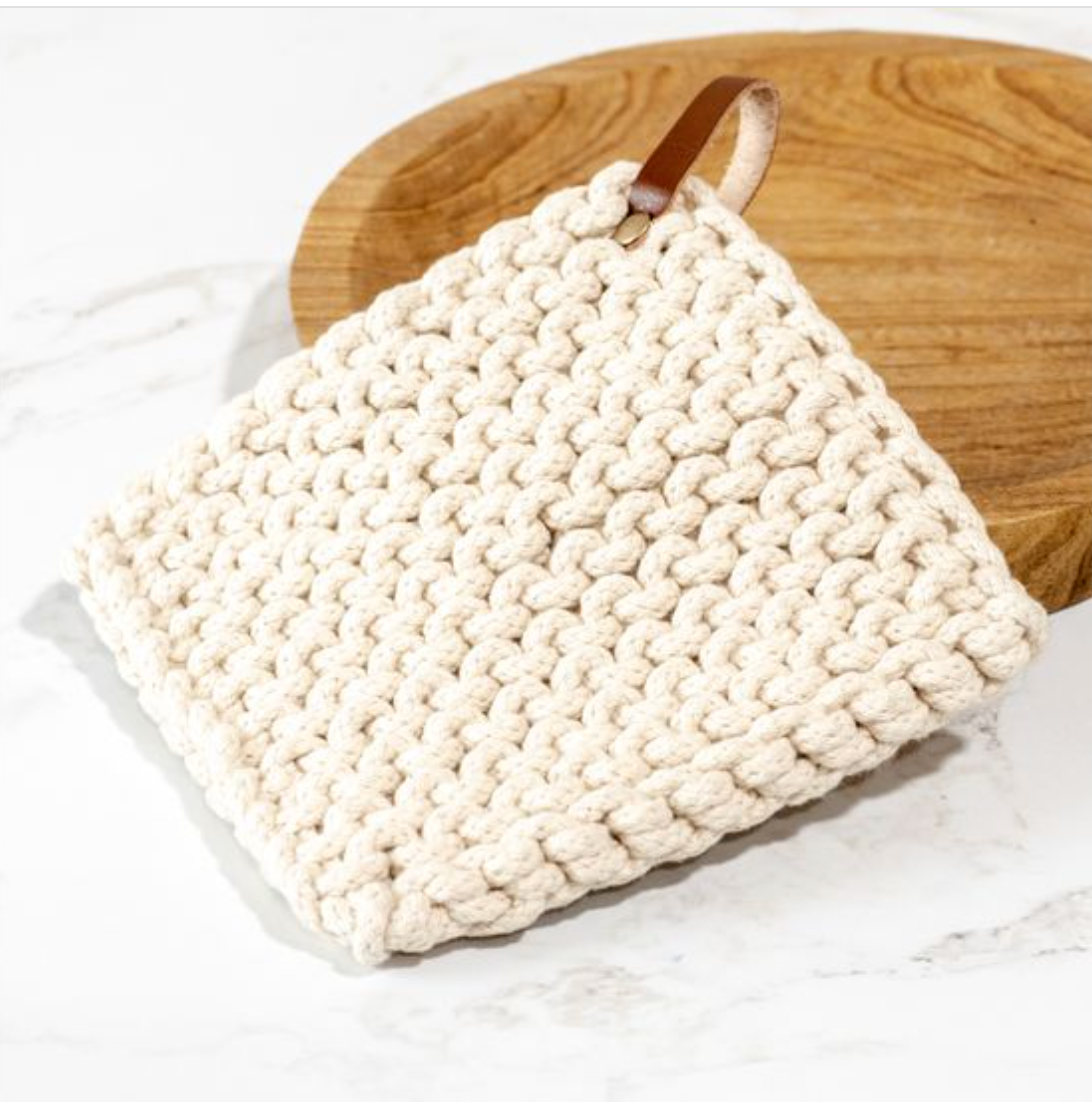 Knit Pot Holder with Leather Strap