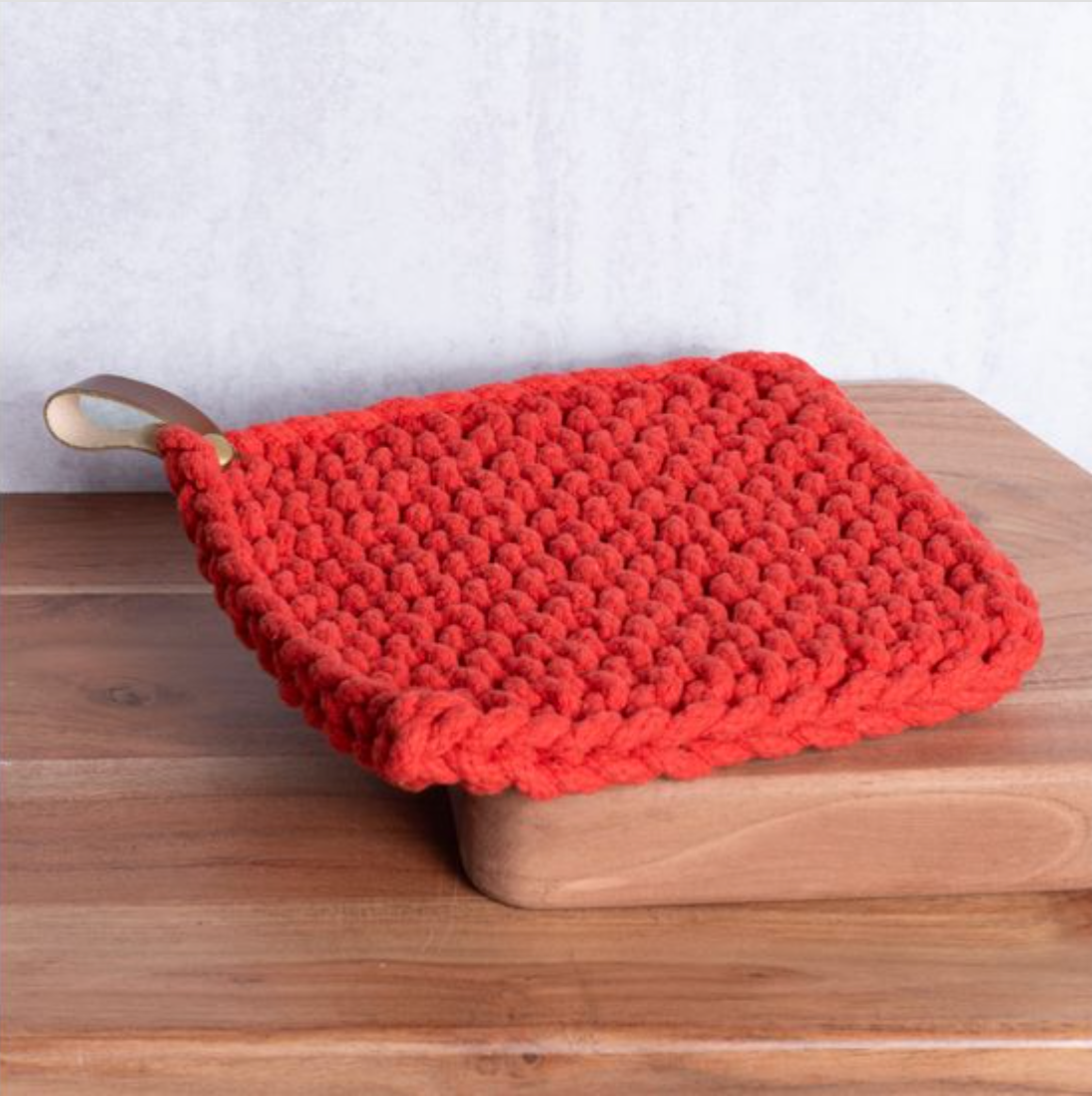 Leather Strap Knit Pot Holder