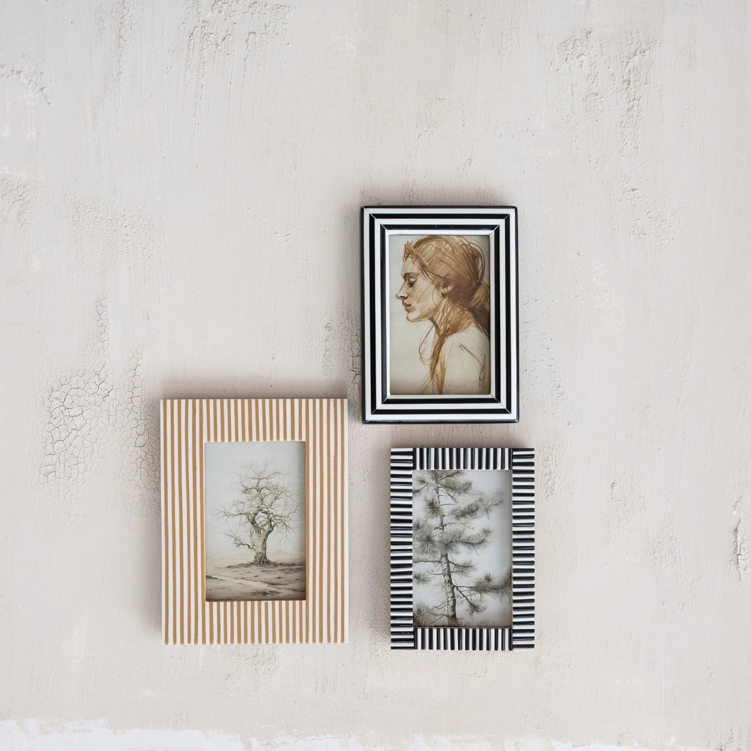 White & Tan Striped Photo Frame