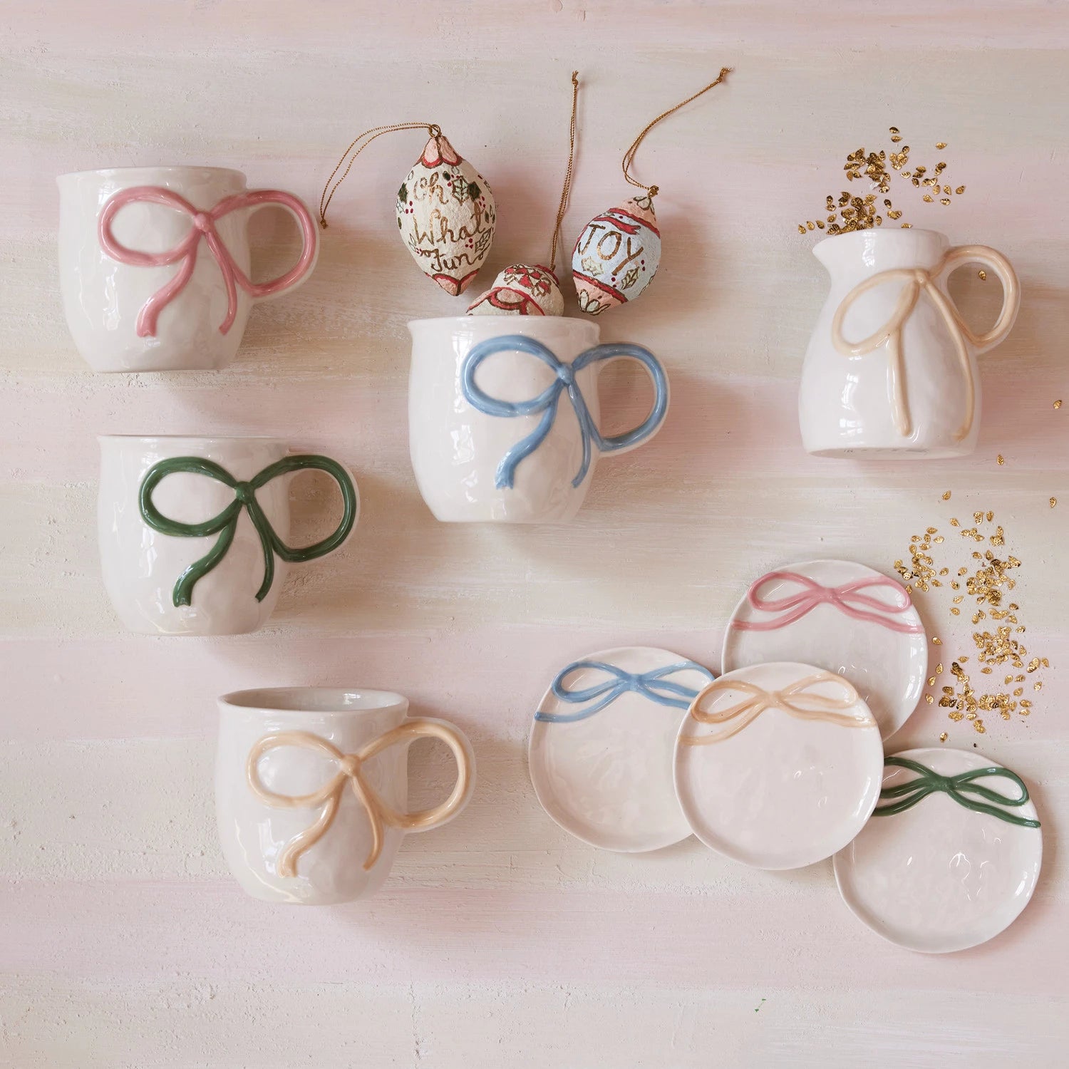 Round Stoneware Dish with Bow, 4 Colors